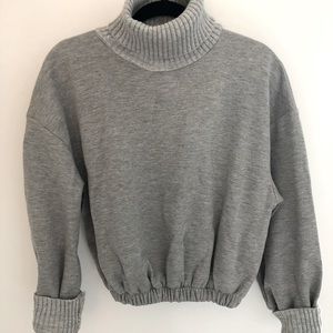 Zara crop style sweater, perfect condition!